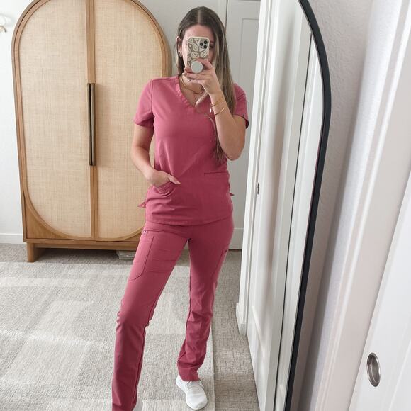 FIGS Pink Quartz Casma Three Pocket Scrub Top - Picture 2 of 10